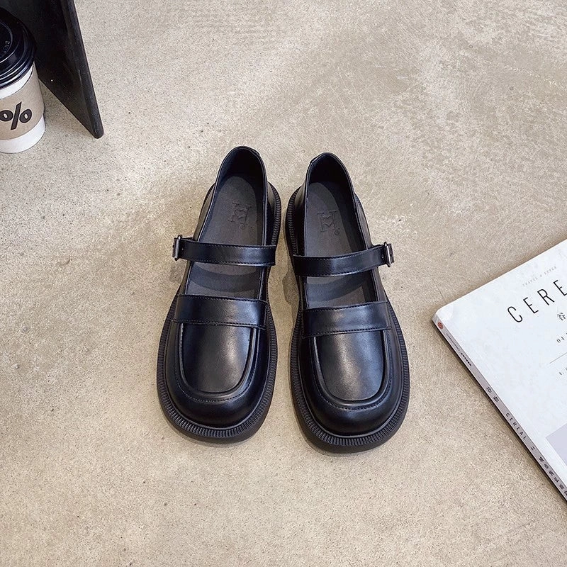 Hyper Elastic Polymer Insert Retro Leather Soft Flat Sole One Straped Loafer Shoes