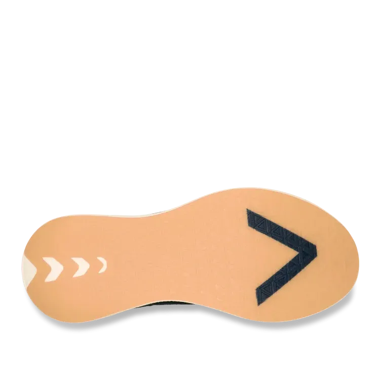 AHNU U SEQUENCE 1.1 MEN'S running in parks running in a charity run shoes