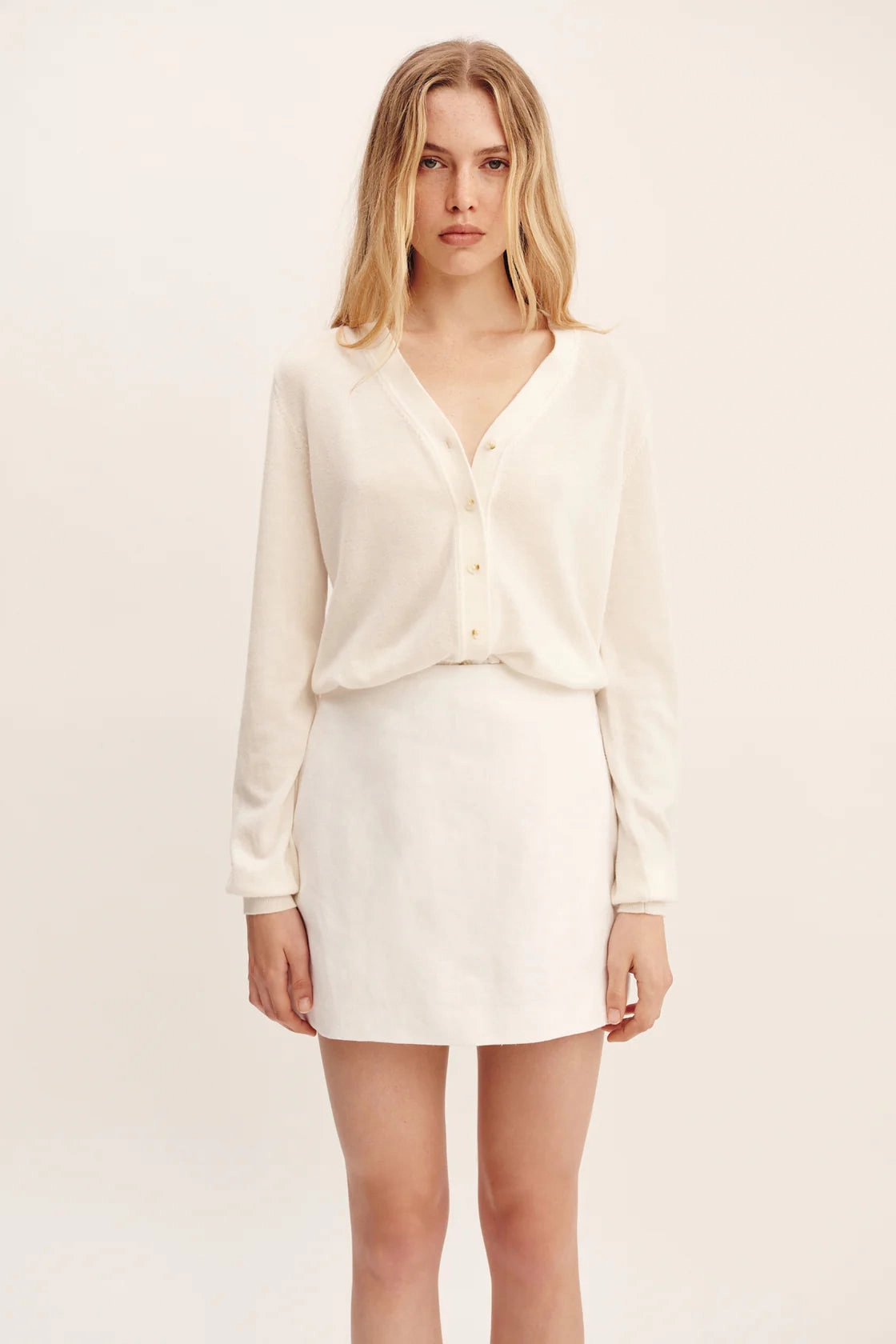 DoubleLayeredEdging ReflectiveTrimDetails Alice Skirt in Ivory