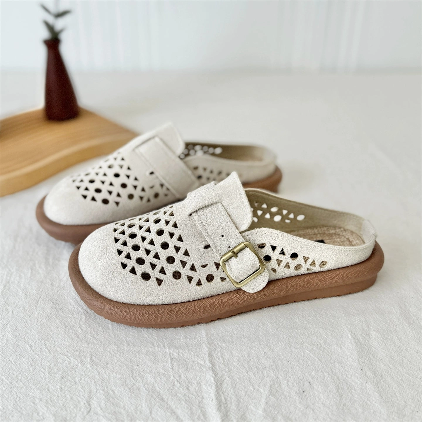 narrowest Babakud Summer Retro Versatile Everyday Hollow Soft Sole Flats