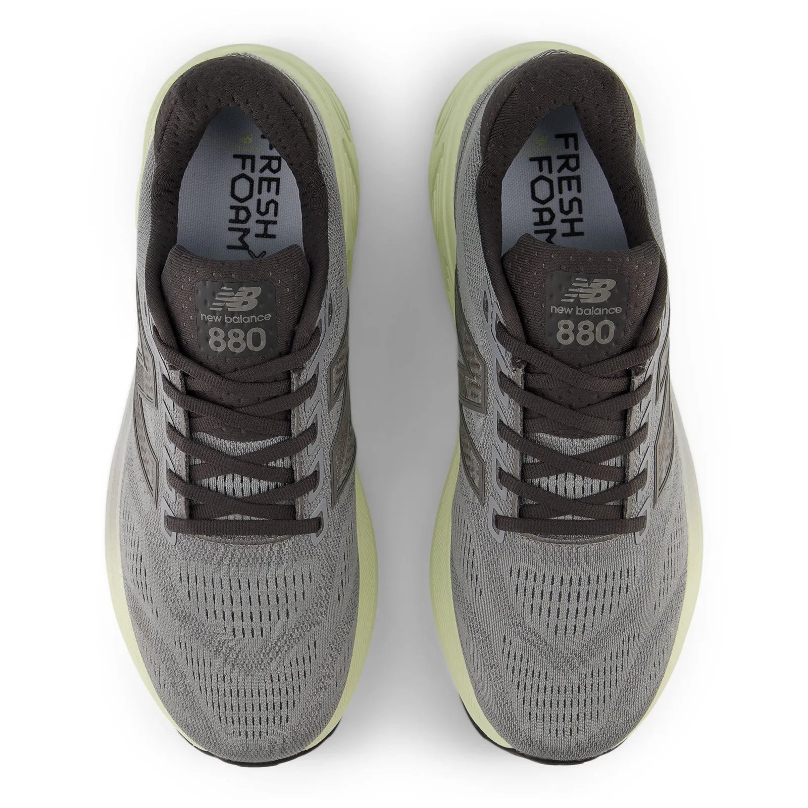 running in a spinning studio shoes NEW BALANCE M880F15 MEN'S