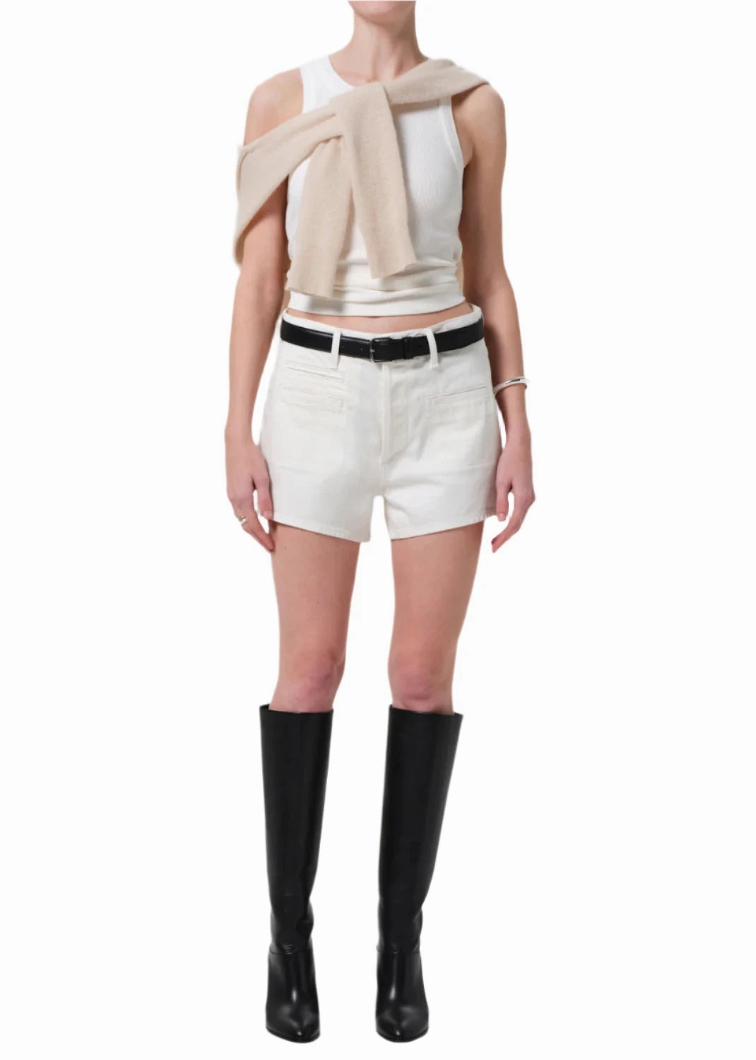 Marlow Welt Pocket Short in Pashmina Party Ready Lightweight Feel