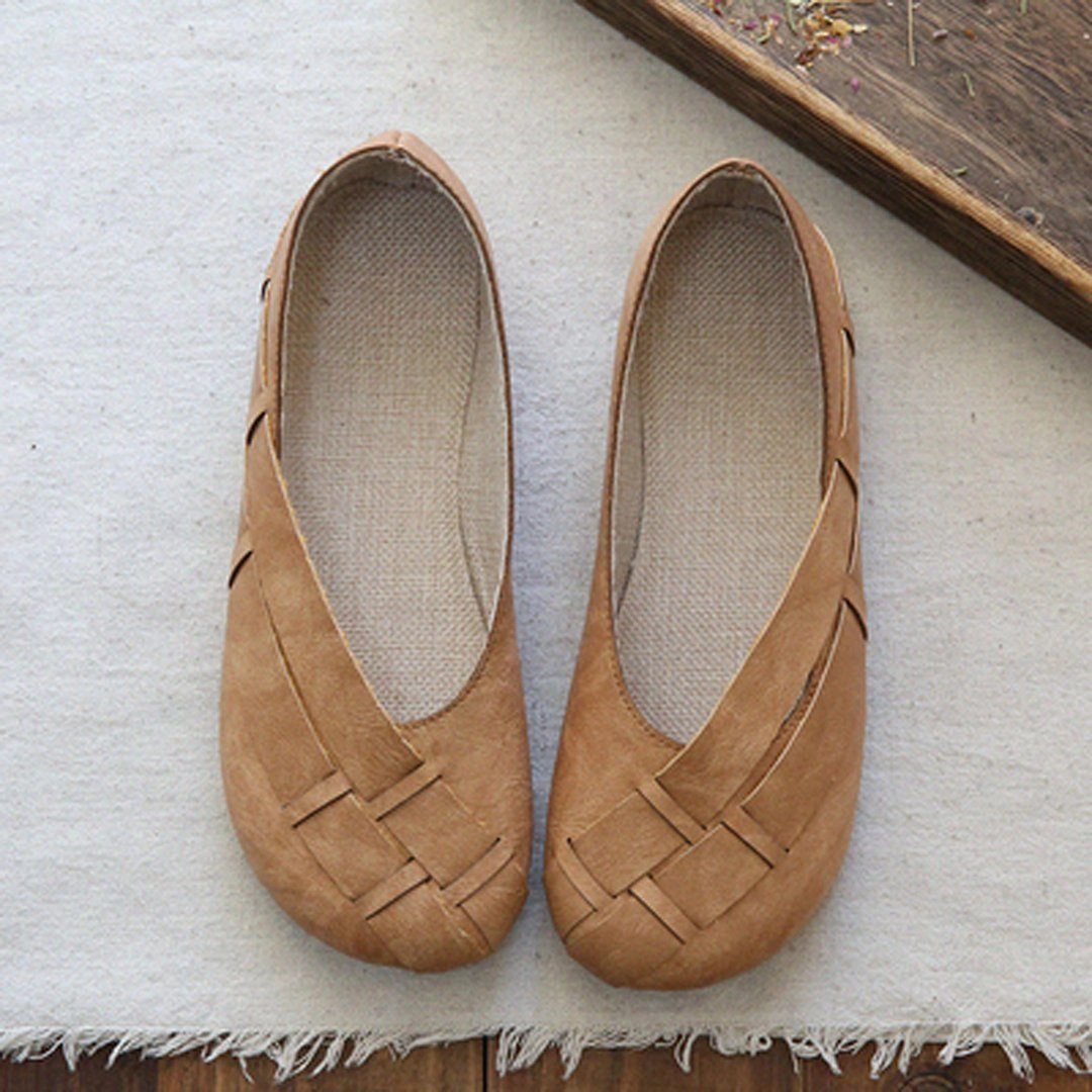 non - slip user Babakud Soft Soled Woven Flat Slip-Ons Shoes