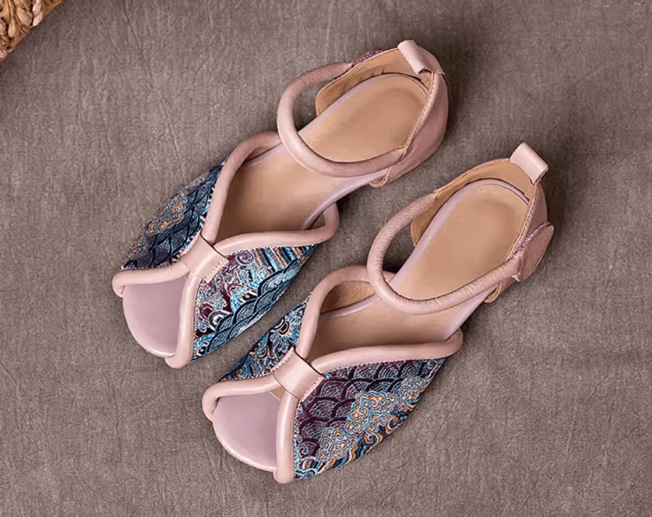 odor - resistant interesting Babakud Women Ethnic Design Pattern Peep-Toe Sandals