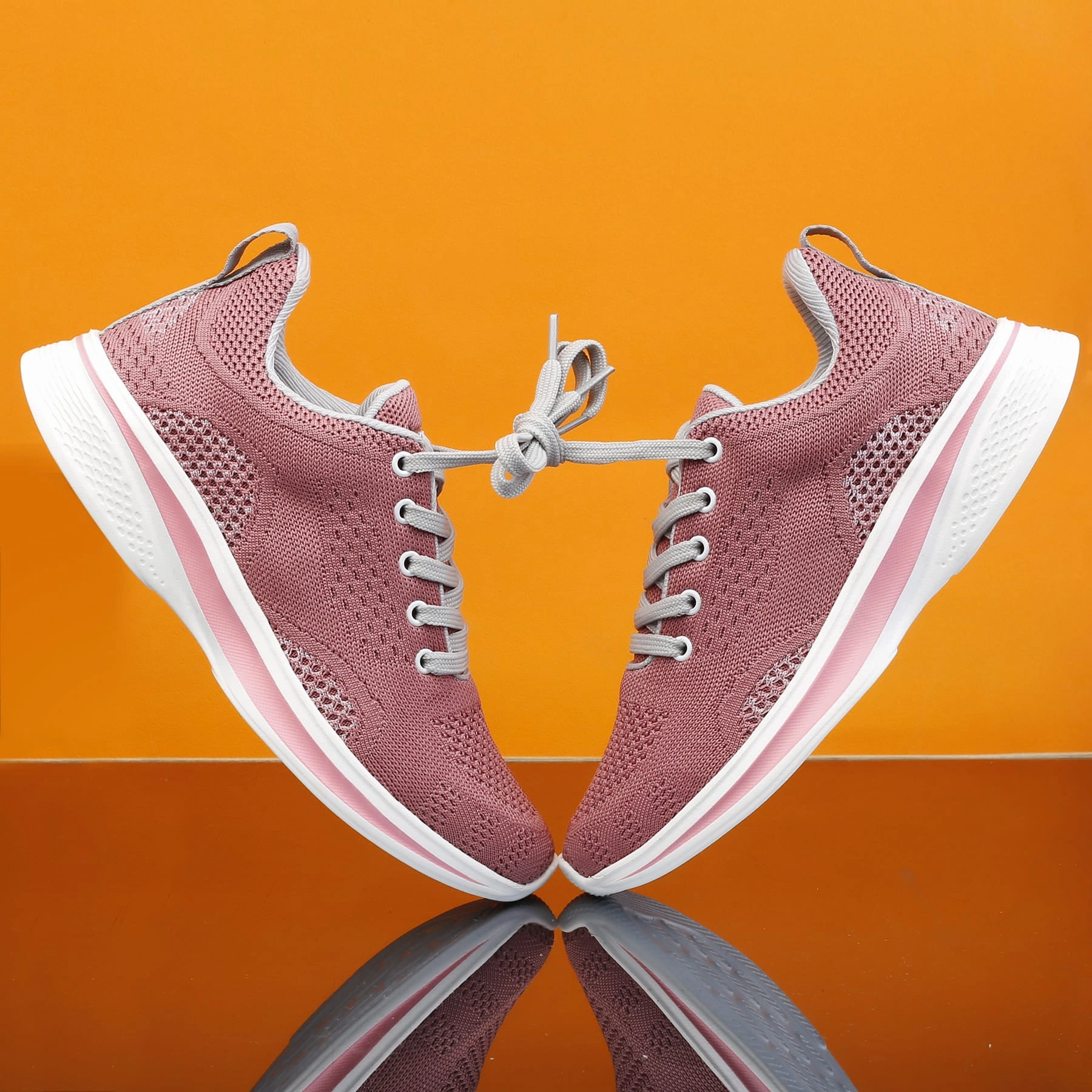 Suitable Bacca Bucci DETROIT Women Running/Walking/Training Shoes