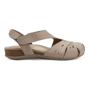Memory Foam Layer Birdine Casual Round Toe Slip-on Sandals