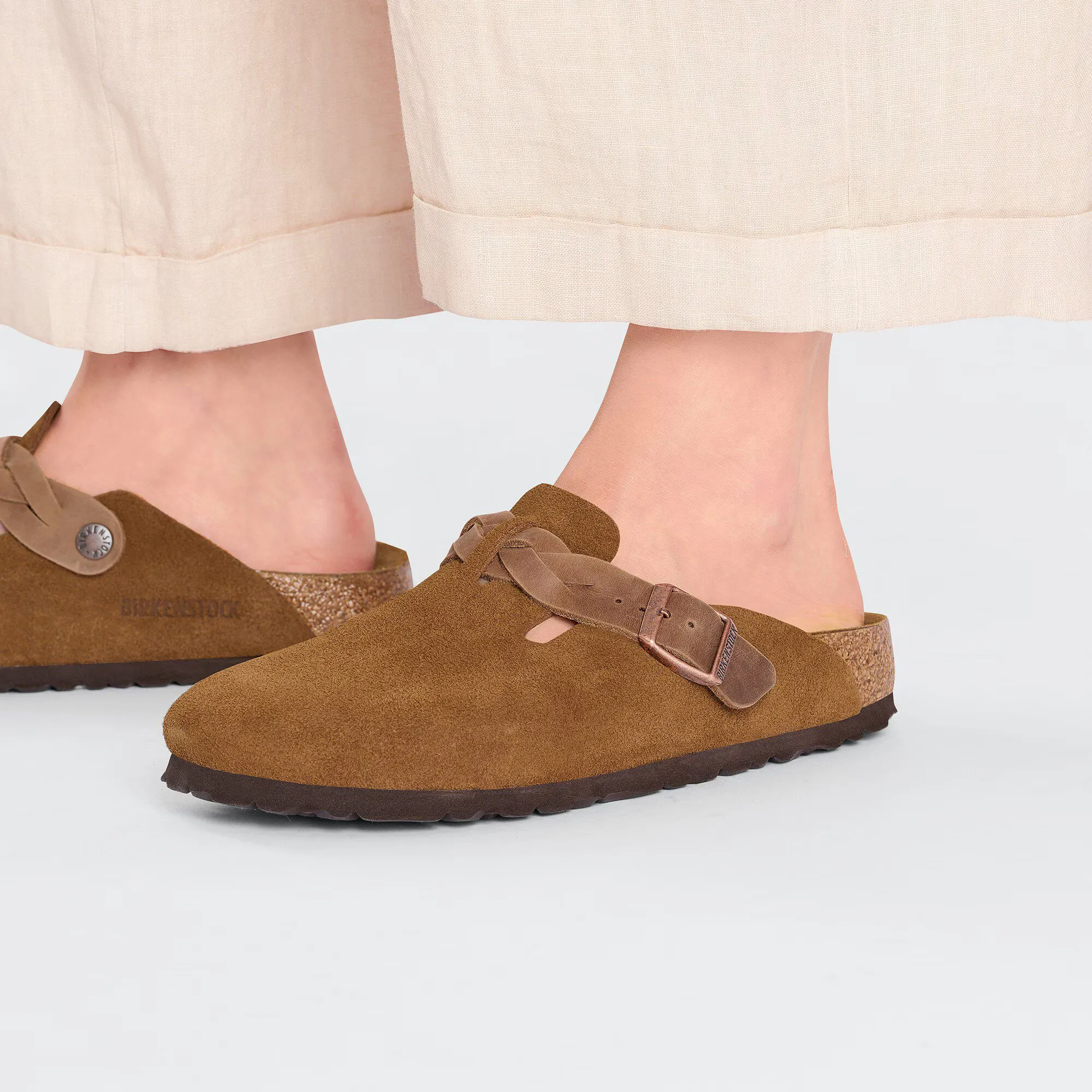 Layered silhouette BIRKENSTOCK WOMENS BOSTON BRAID - MINK SUEDE