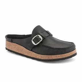 Trendy Layer Birkenstock Buckley Clog (Women) - Black Oiled Leather