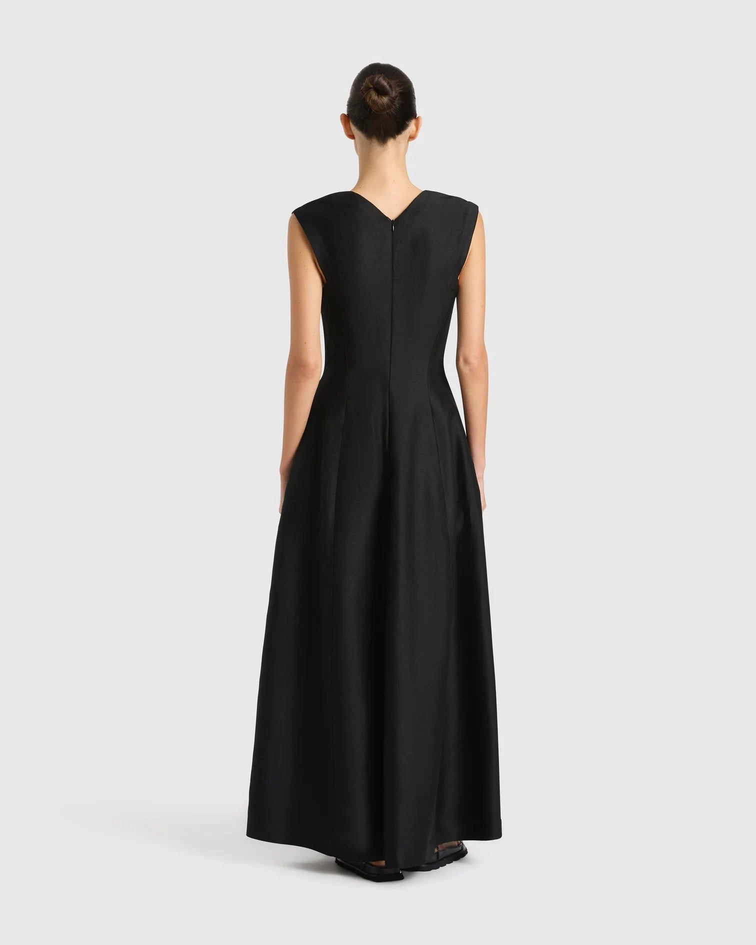 LowProfile Design Bormio V Neck Midi Dress in Black
