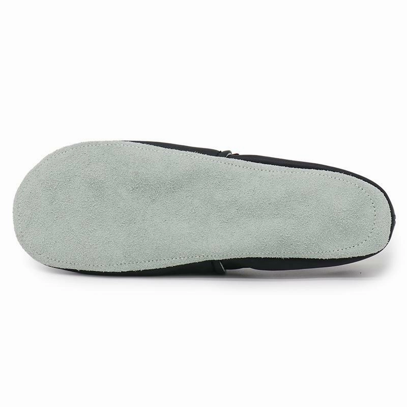 Horizontal Stability Bar Solid  Black Women Slippers