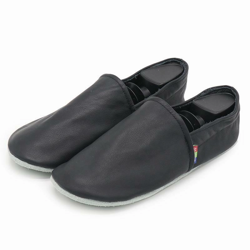 Solid  Black Women Slippers Contoured Arch Stabilizer