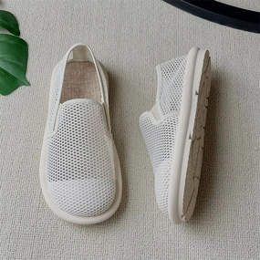 Breathable Lightweight Soft-Soled Mesh Slip-On Shoes for Women Autumn