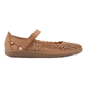 Shock-absorbent wear Lady Perforated Slip-On Ballet Flat