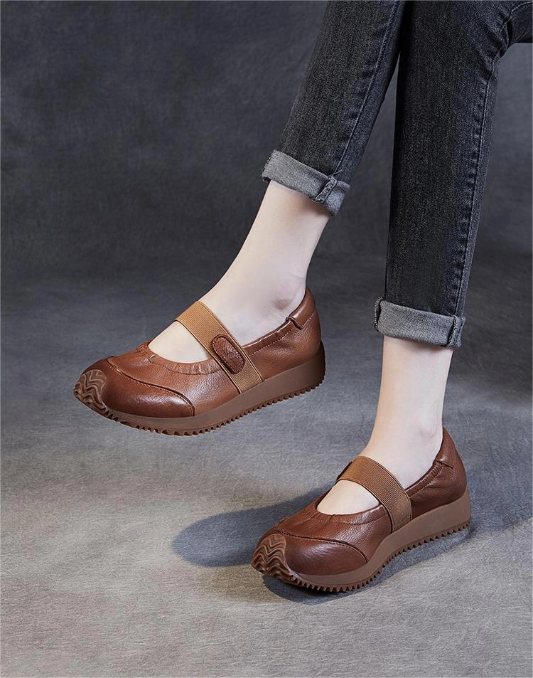 Casual Retro Soft-Soled Slip-On Shoes for Women Charming