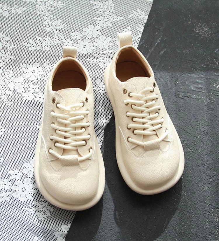 Women Stylish Retro Lace-Up Soft Leather Casual Shoes Slim flair Ultra-soft comfort