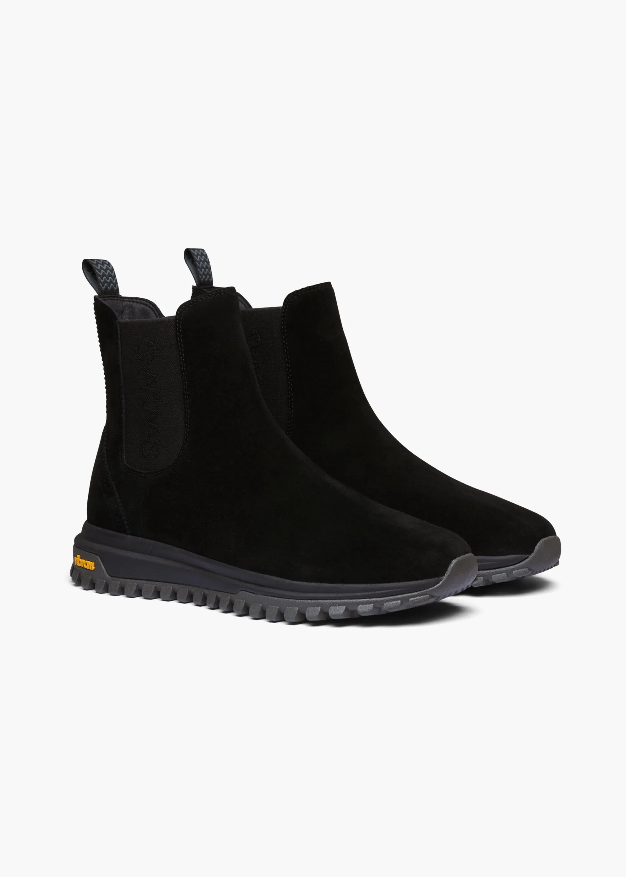 Puncture Resistant Base Sleek cushioning Chelsea Vibram