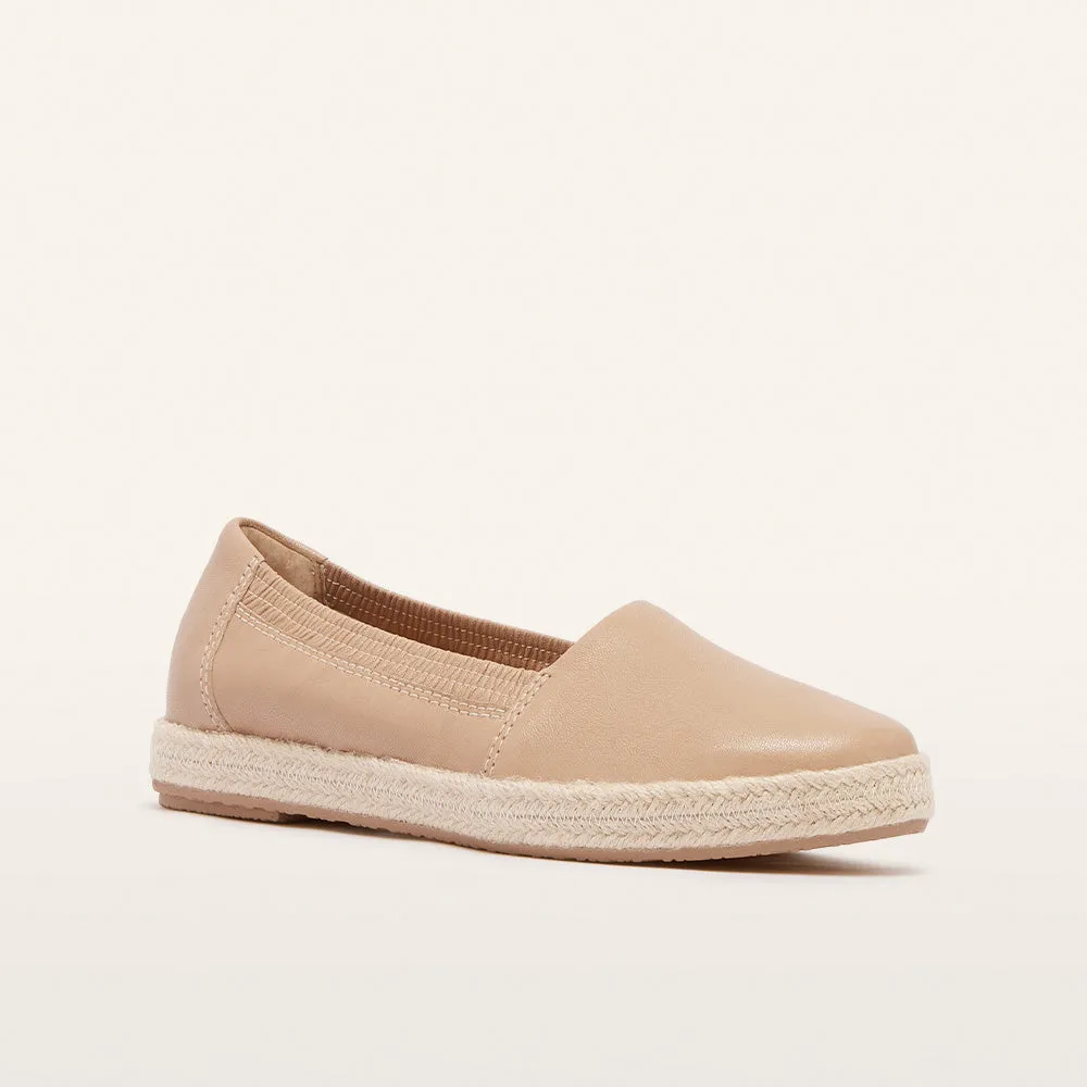 Reece Camel Breathable Sole