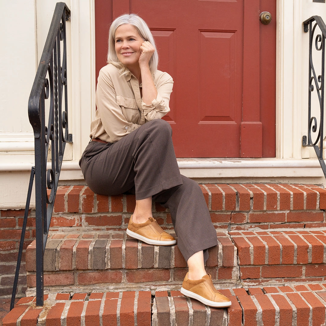 Sport Lifestyle shoe material enhancement DANSKO JENN TAN