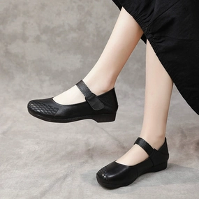 Women Retro Spring Leather Soft Sole Round Toe Woven Velcro Flats flexibility - level