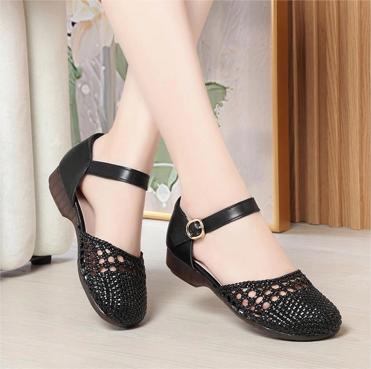 Hydrophobic coating zip - type Women Hollow Woven Soft Soled Sandals