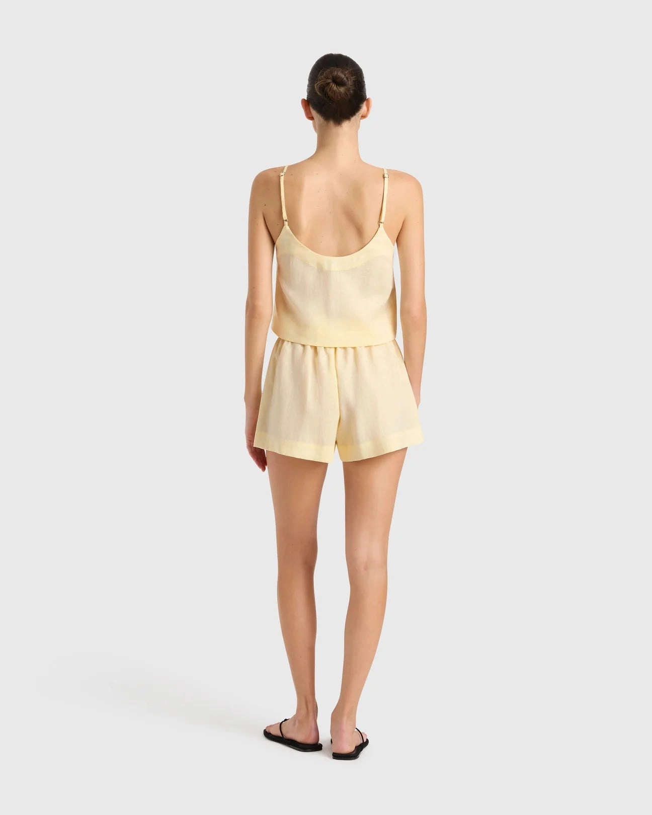 Leiden Universal Shorts in Lemon ThermalRegulation