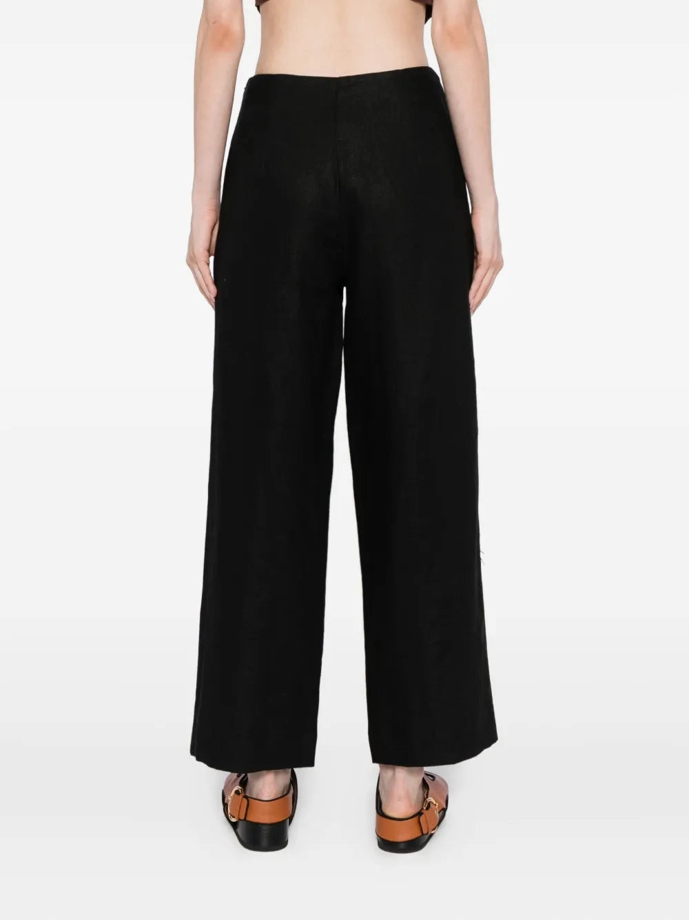 Noelle Pant in Black Saga Vibe