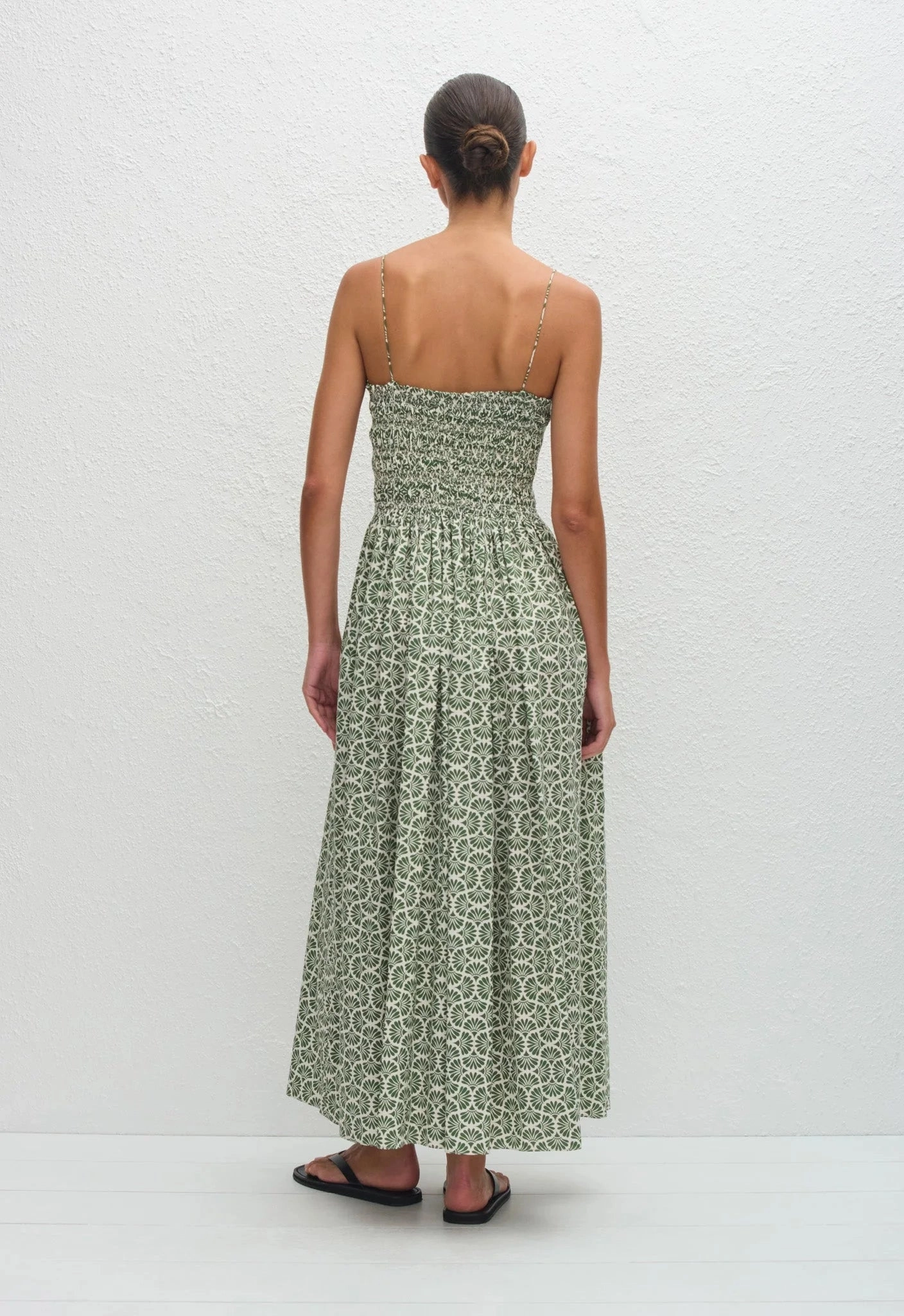 Sustainable production Shirred Bodice Dress in Vetiver