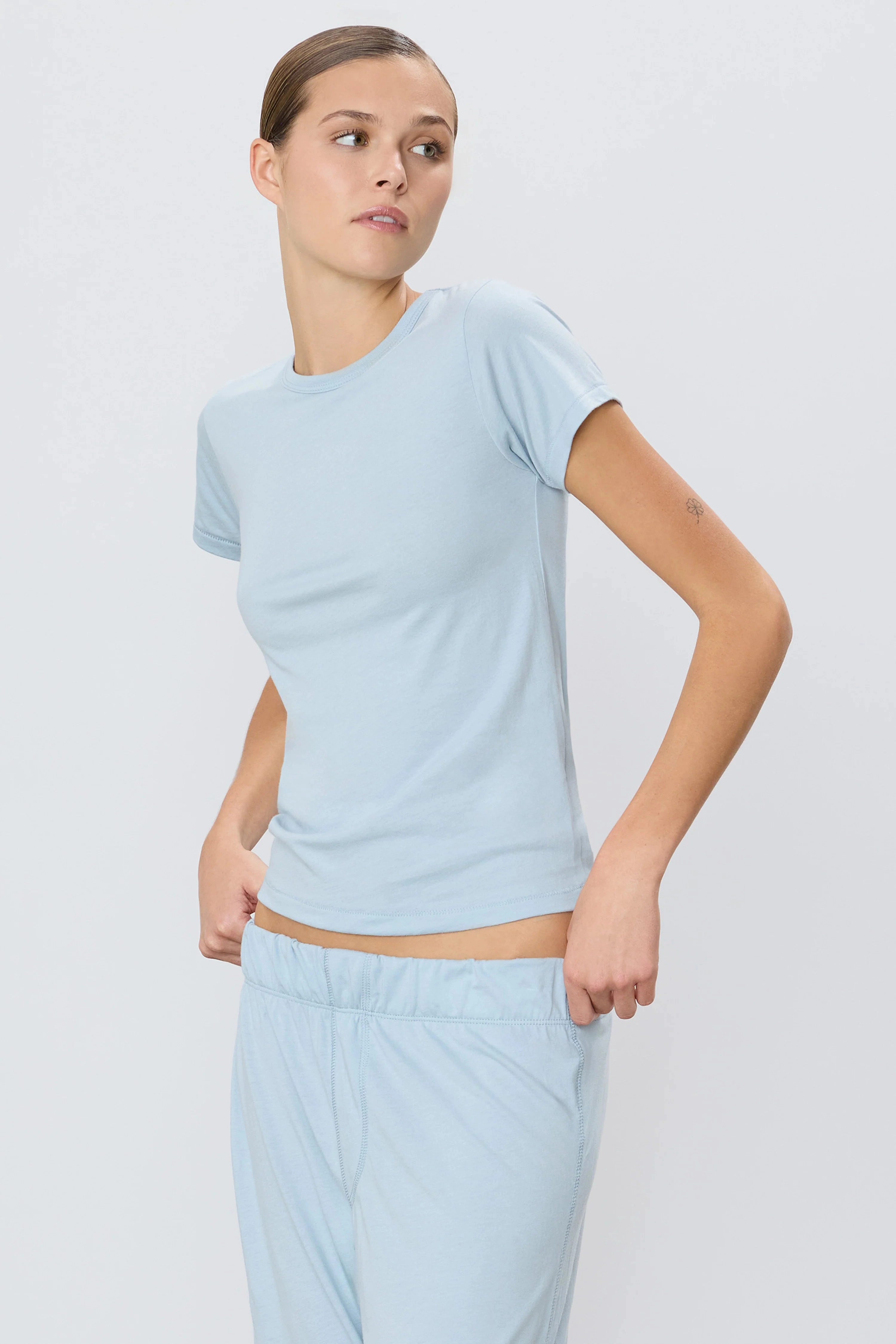 MatteFinishTexture Fitted Crewneck Short Sleeve T-Shirt in Dusty Blue