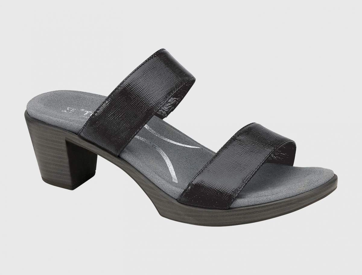 adjustable footwear Naot Fate