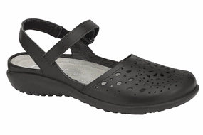 Nude Calm Naot Arataki