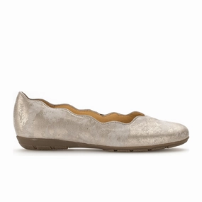 Gabor 166 Scalloped Flat (Women) - Muschel/Caruso Metallic Modest Cut