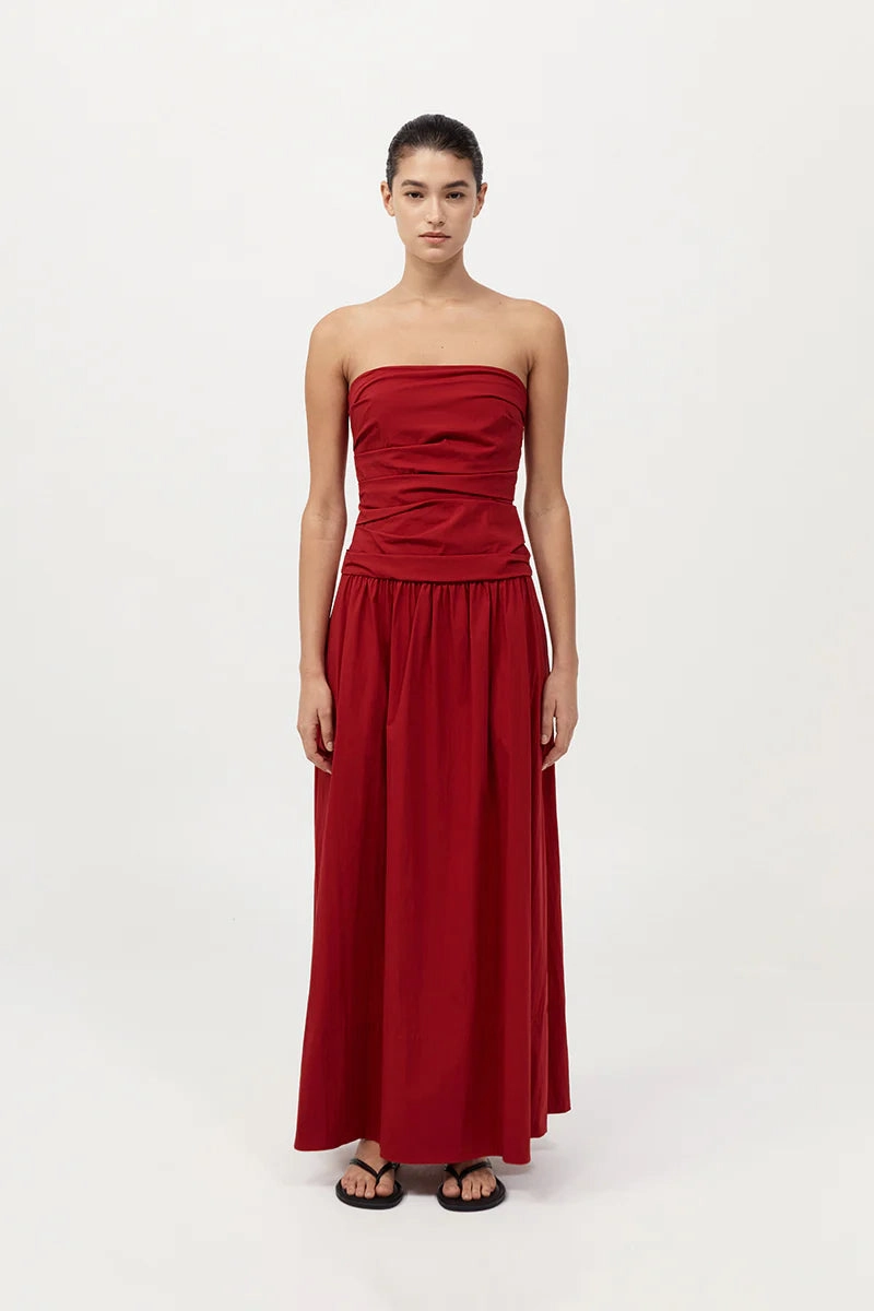 LightweightWeave Coastal Chic Gathered Strapless Tie Back Dress in Rosso