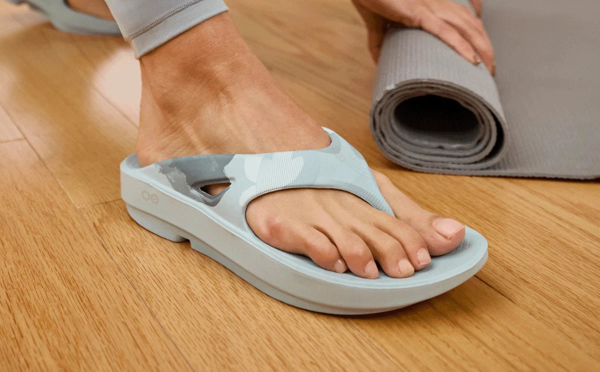 Comfortable Footwear for Every Day Breathable mesh OOFOS OORIGINAL LIMITED