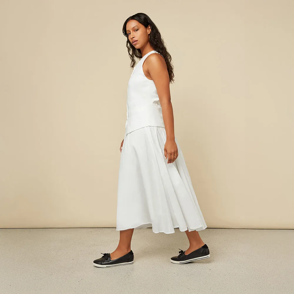 Versatile Footwear Style Hannah III Black Punched