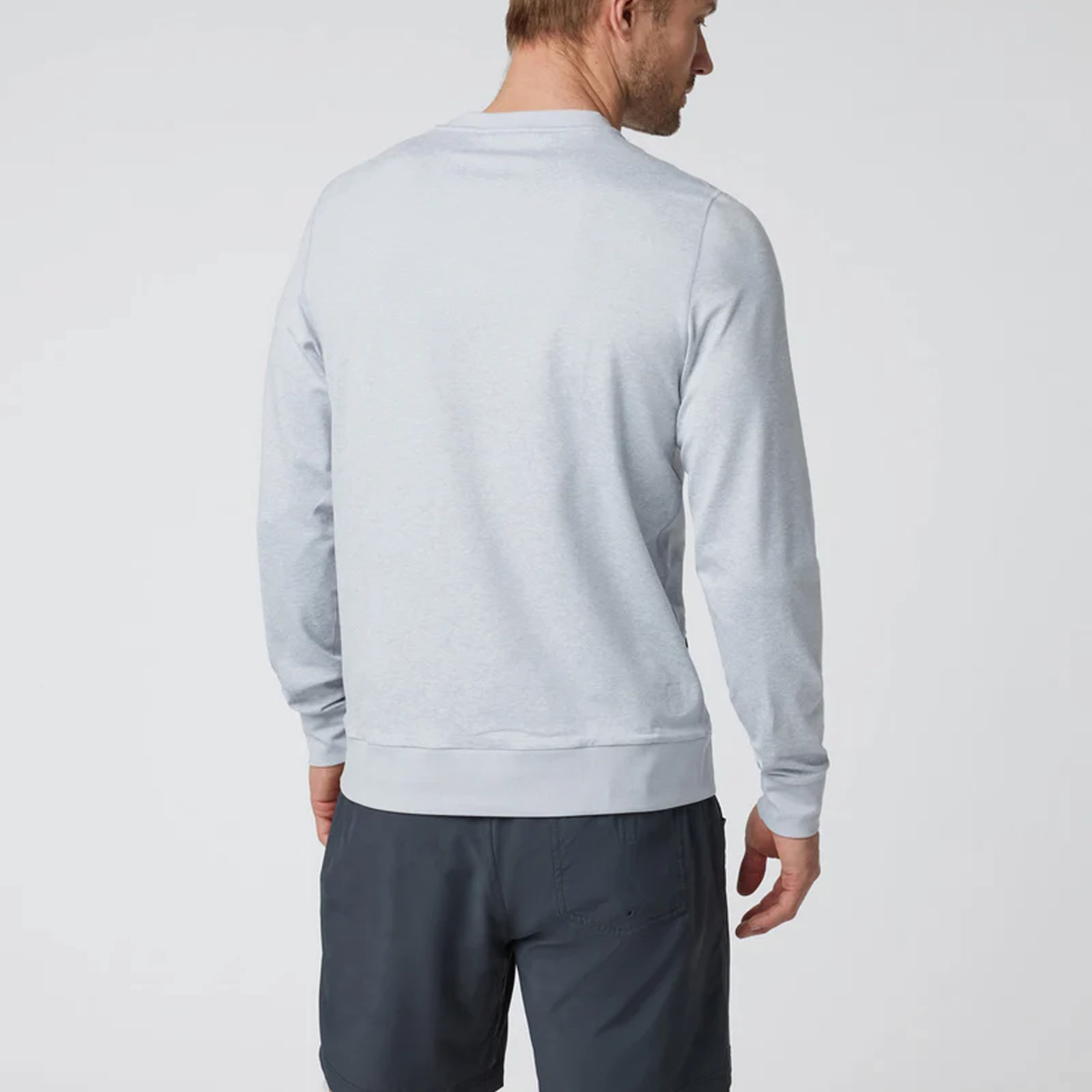 MultiPanelDesign Relaxed Cut Vuori Ponto Performance Long Sleeve Crew (Men) - Platinum Heather