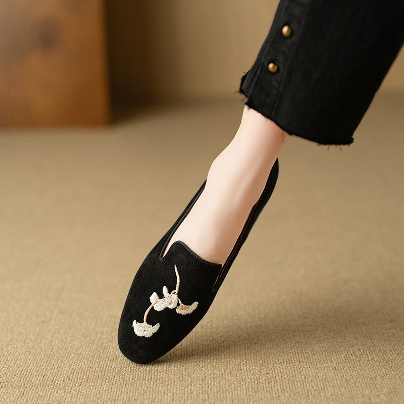 High density foam Women Spring Retro Embroidered Suede Loafers with Flat Sole