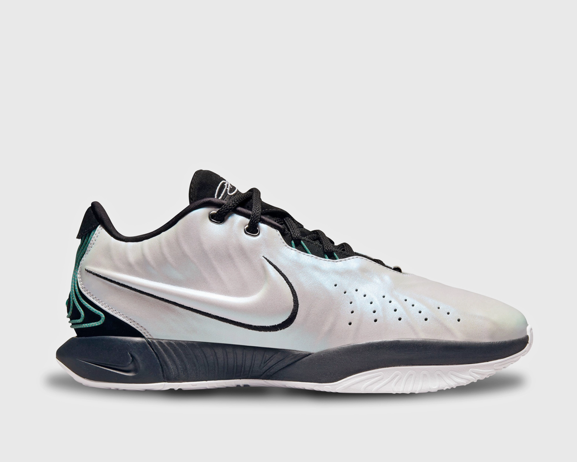 Lace Up System Comfort Layers Lebron XXI "Conchiolin"