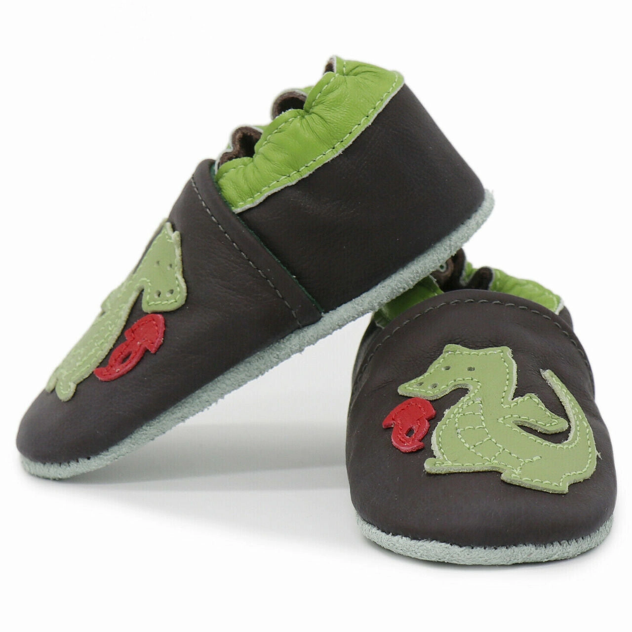 Fire Dragon Brown up to 8 Years Old Heel Lock Technology