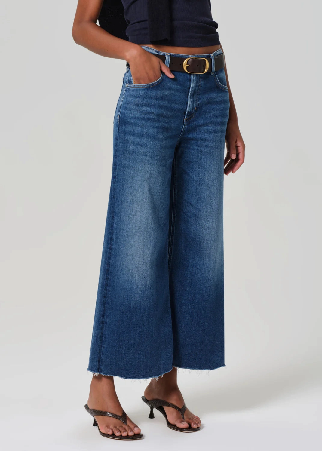 Shine Fit Lyra Wide Leg Crop In Ambry