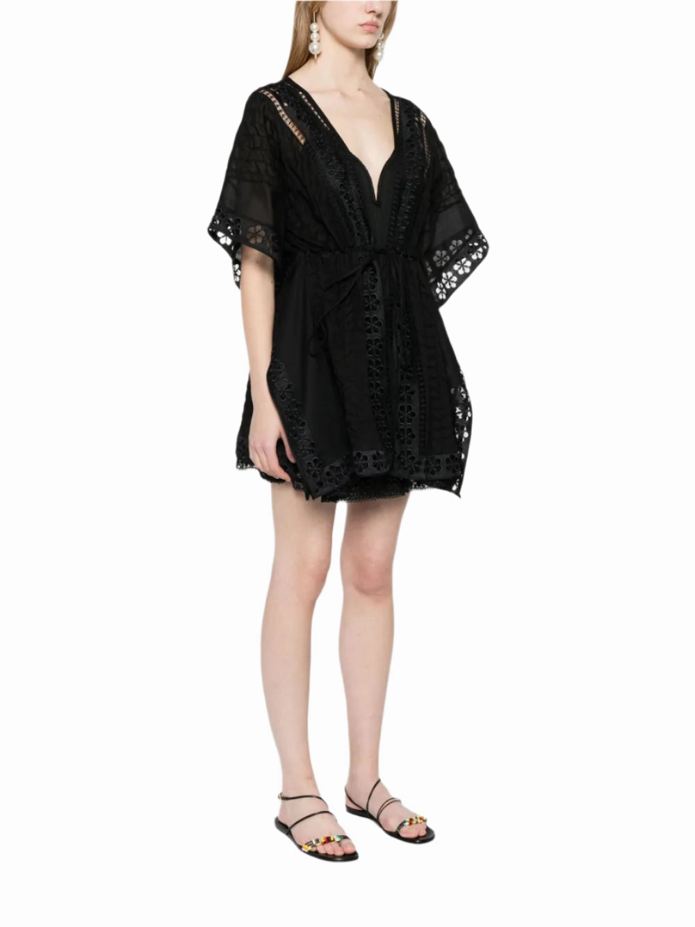 Masie Kaftan in Black Chic Accessory WrinkleFreeTexture