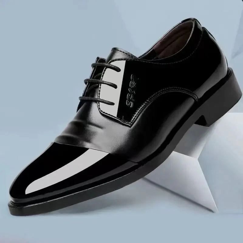 Men's Leather Shoes Black Pointed Shiny Business Formal Shoes Men Lace-up for Work Office Elegant Men's Social Shoes Zapatillas Neutral Stride Engineering