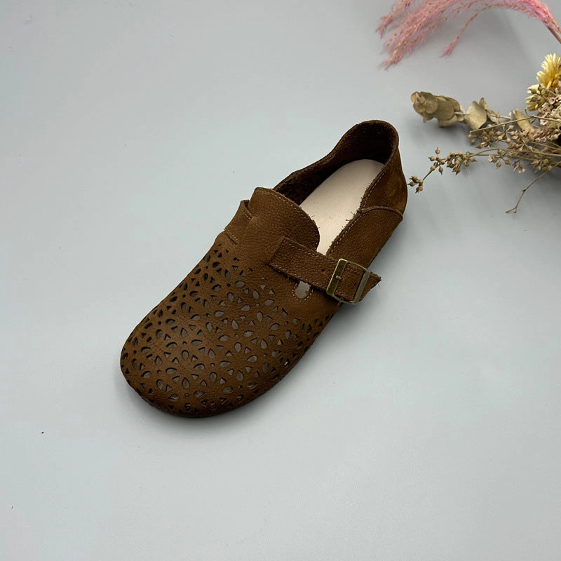 Babakud Retro Leather Casual Hollow Closed Soft Sole Flats Shoes Reflective details