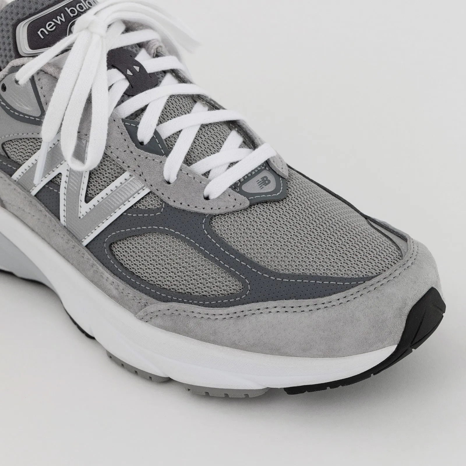 Gradient Density Midsole NEW BALANCE M990GL6 GREY