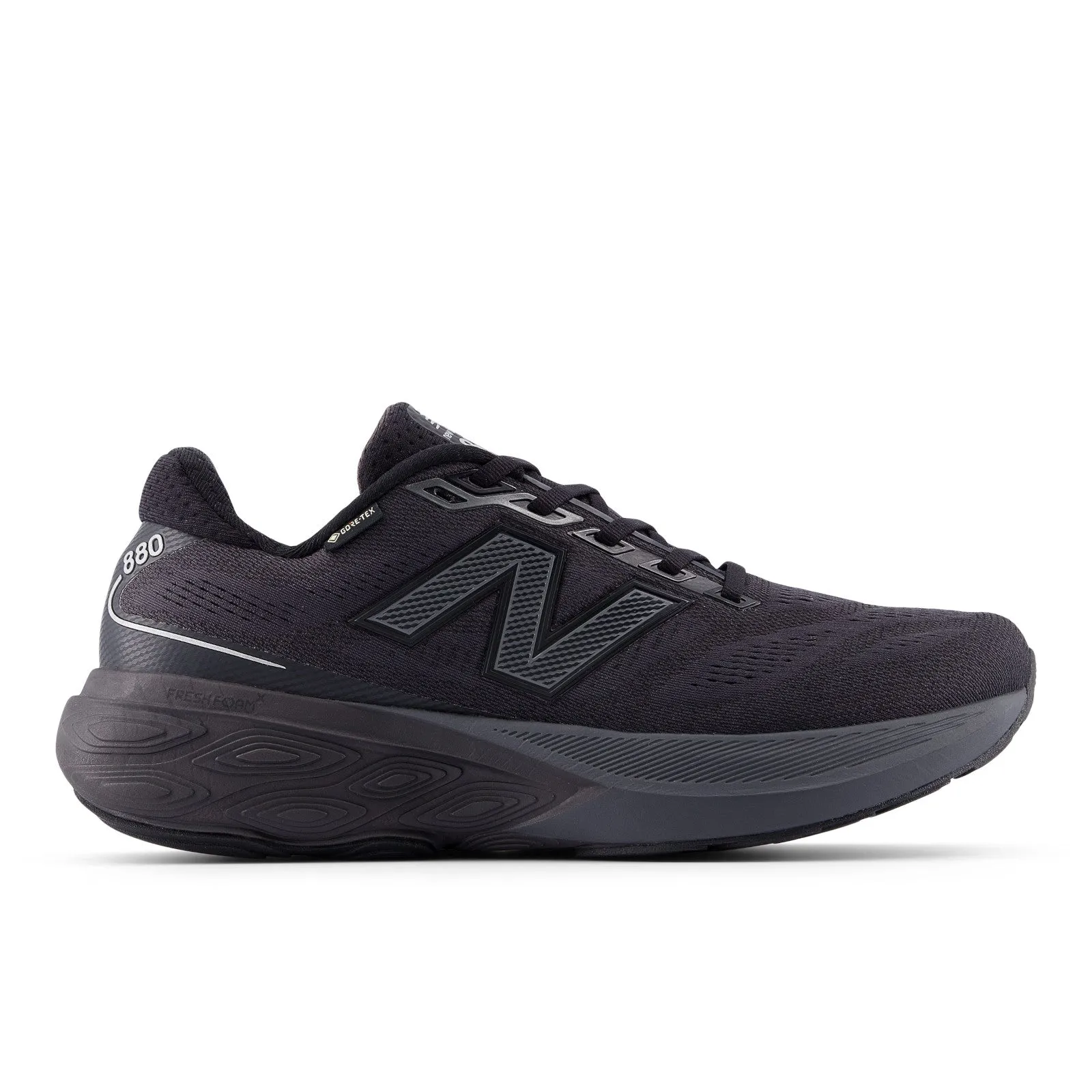 NEW BALANCE M880GB15 GORE-TEX running with a friend shoes Half   Size Available