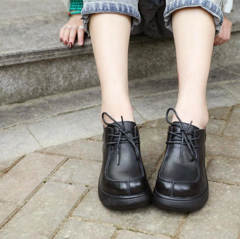 Platform Soft Spring And Autumn Lace-up Shoes Retro-inspired