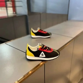 Official-website 2025 Men's Casual Sneakers Summer Comfortable Breathable Lace-up Running Shoes Men's Outdoor Soft-soled Shoes dry - weather