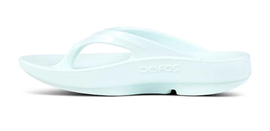 OOFOS 1400 OOLALA - ICE cross - trainers' versatility