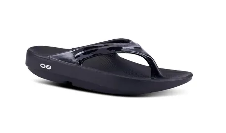 OOFOS OOLALA LIMITED SANDAL - BLACK JUNGLE CAMO Timeless Chic