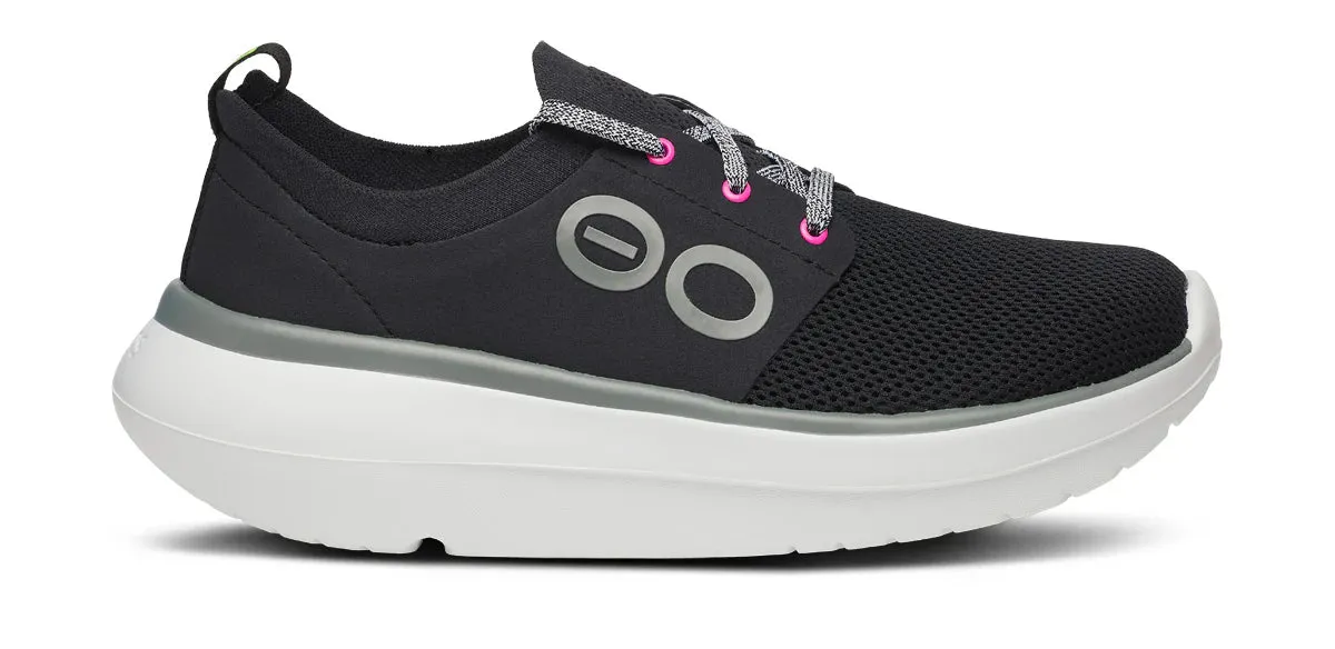 familiar OOFOS WOMENS OOMY STRIDE - WHITE BLACK