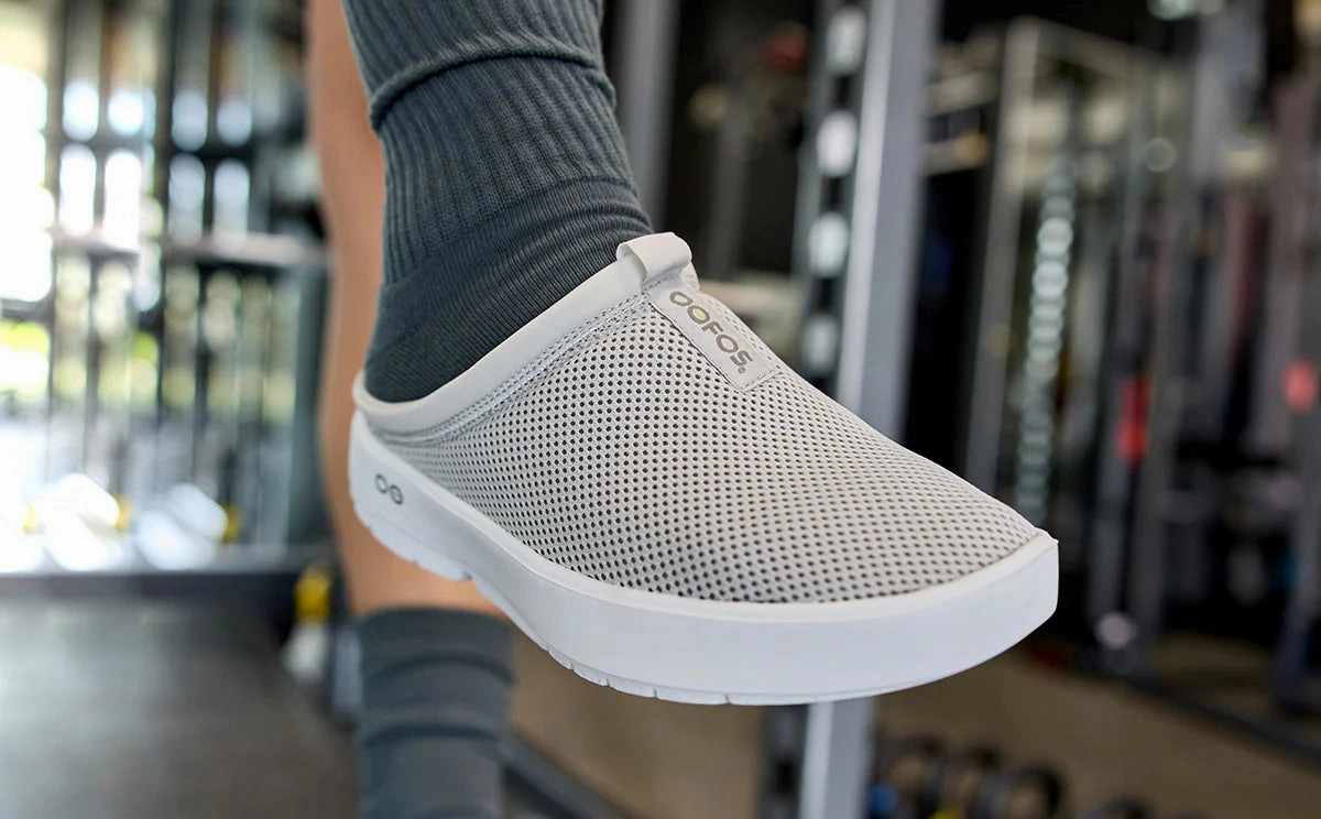 Outdoor Slip OOFOS OOCOOZIE SPORT MULE GRAY